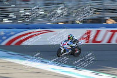 media/Nov-26-2022-Fastrack Riders (Sat) [[b001e85eef]]/Level 3/Session 1 Front Straight/